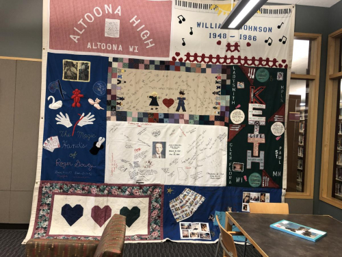 Quilt panel